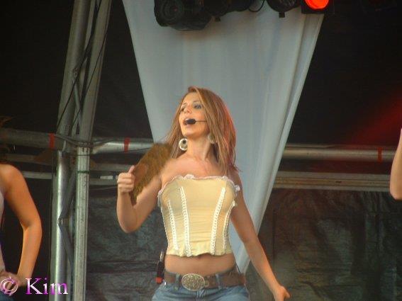 025.jpg