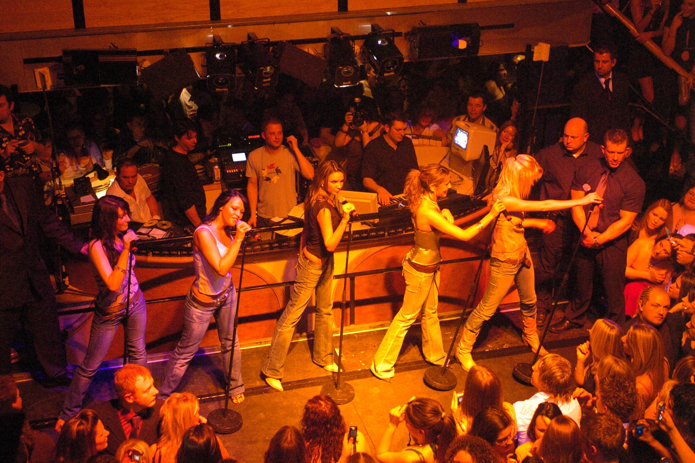 GalleryAloud-004.jpg