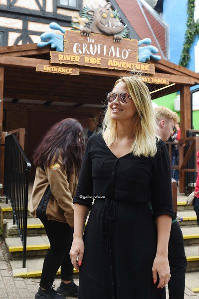 Kimberley2BWalsh2BVisits2BChessington2BWorld2BAdventures2BQ51I_J0cZZMl.jpg