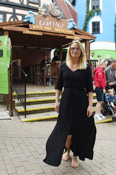 Kimberley2BWalsh2BVisits2BChessington2BWorld2BAdventures2BQLgSs2JBQxHl.jpg