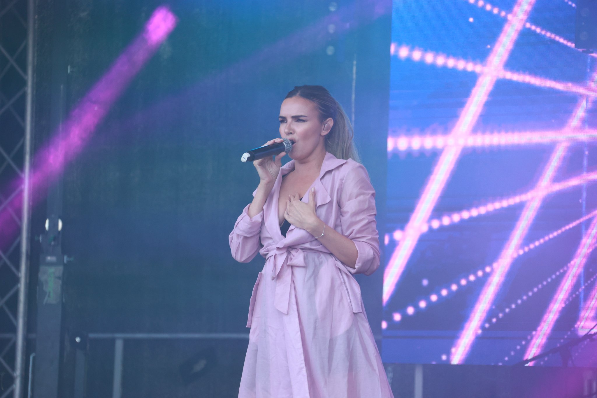 NadineCoyle_co_uk-007.jpg NadineCoyle_co_uk-007.jpg