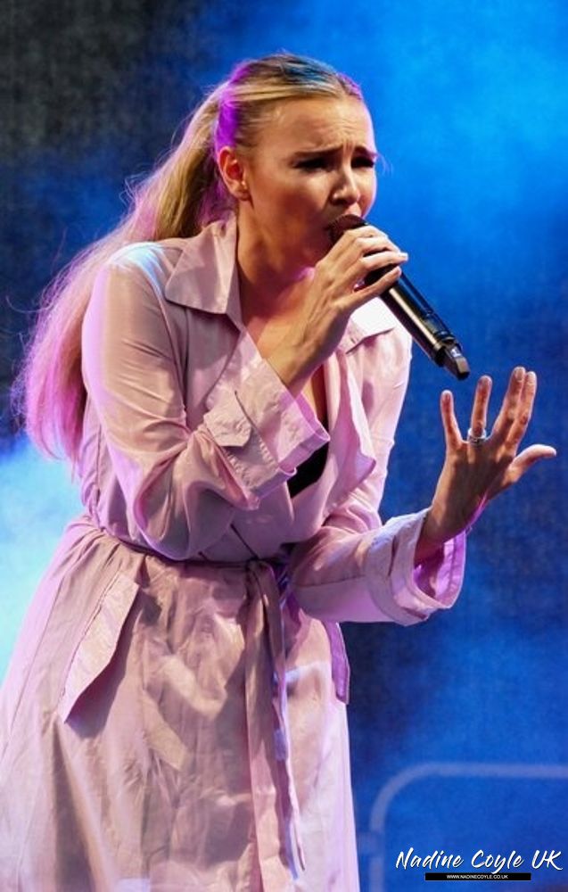 NadineCoyle_co_uk-001.jpg