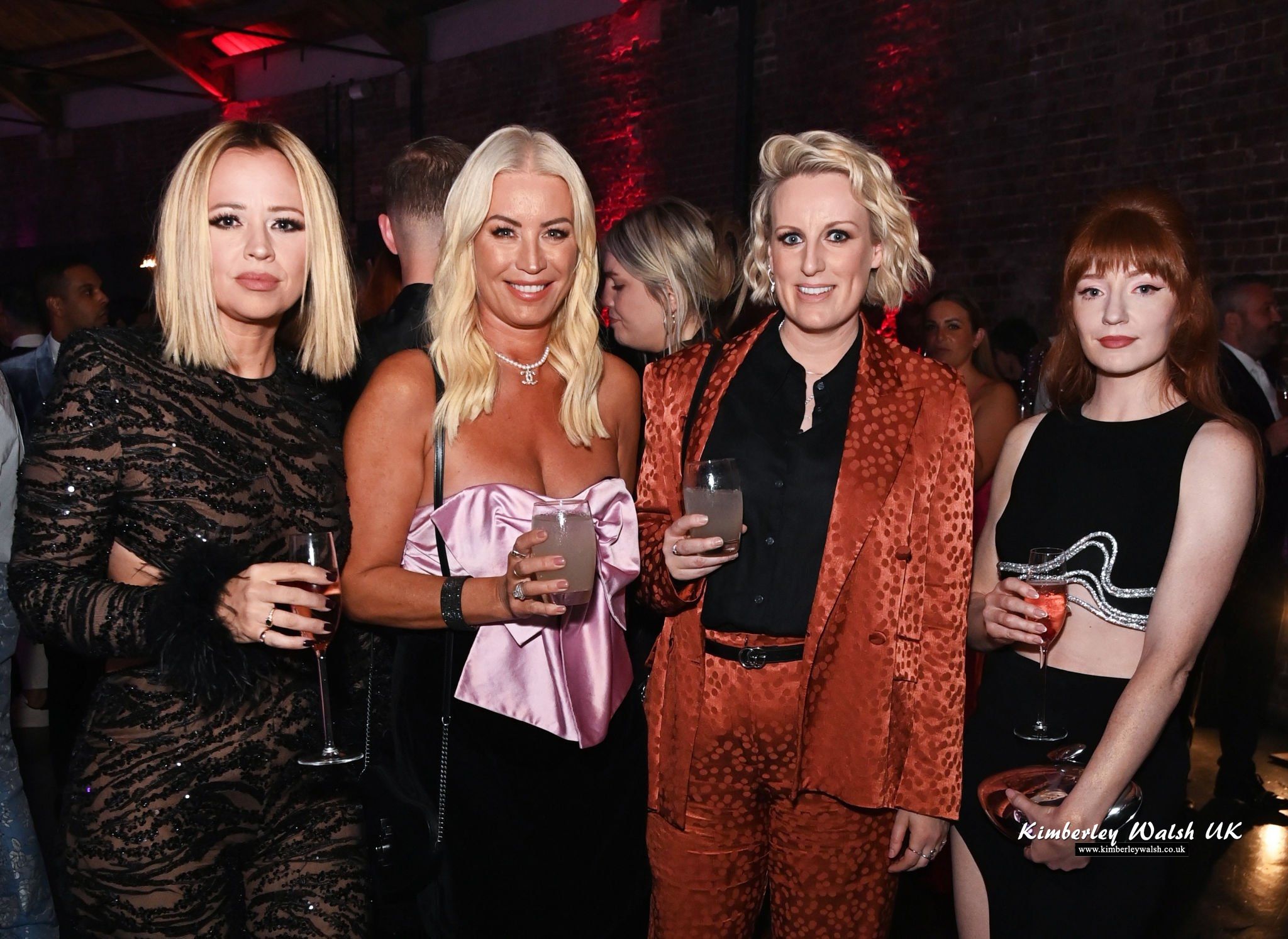 GalleryAloud-012.jpg GalleryAloud-012.jpg