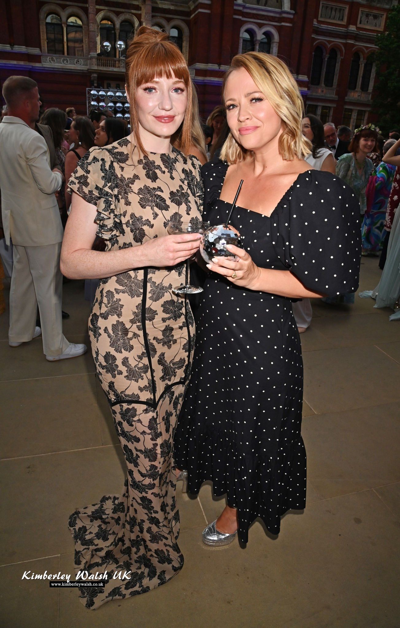 GalleryAloud-007.jpg GalleryAloud-007.jpg