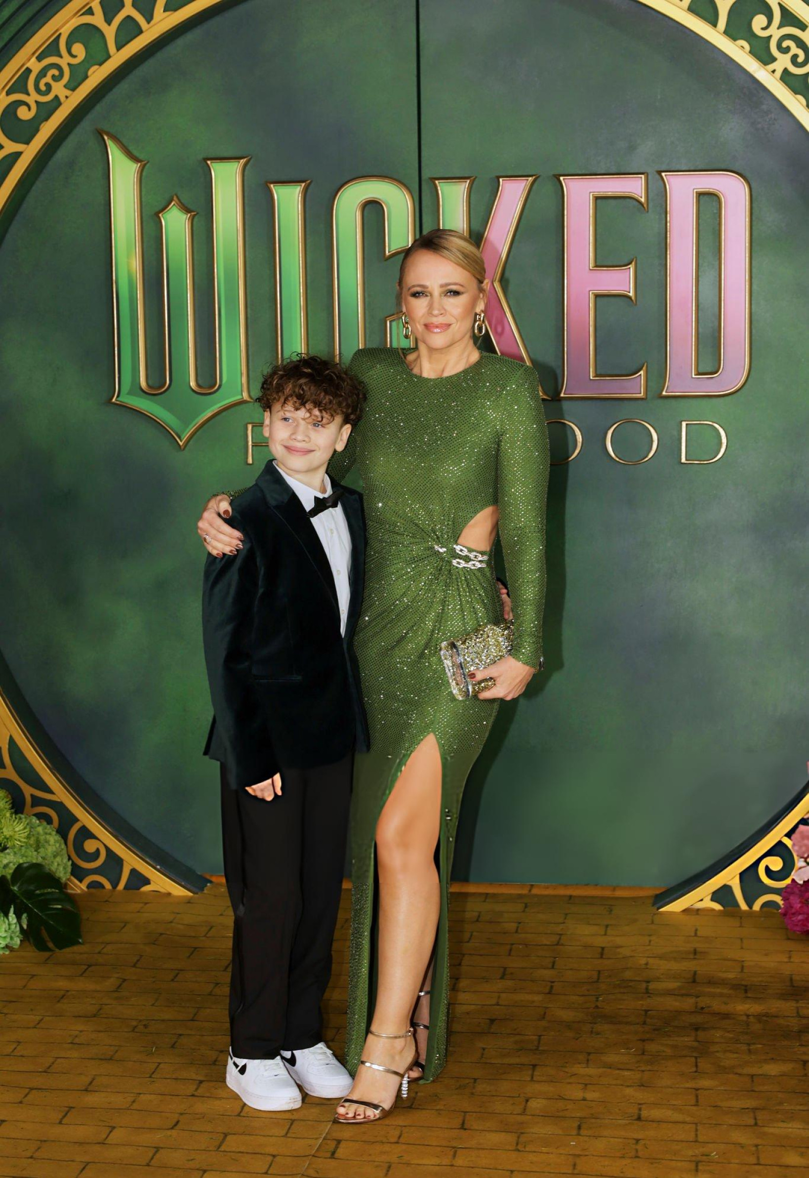 GalleryAloud-001.jpg GalleryAloud-001.jpg