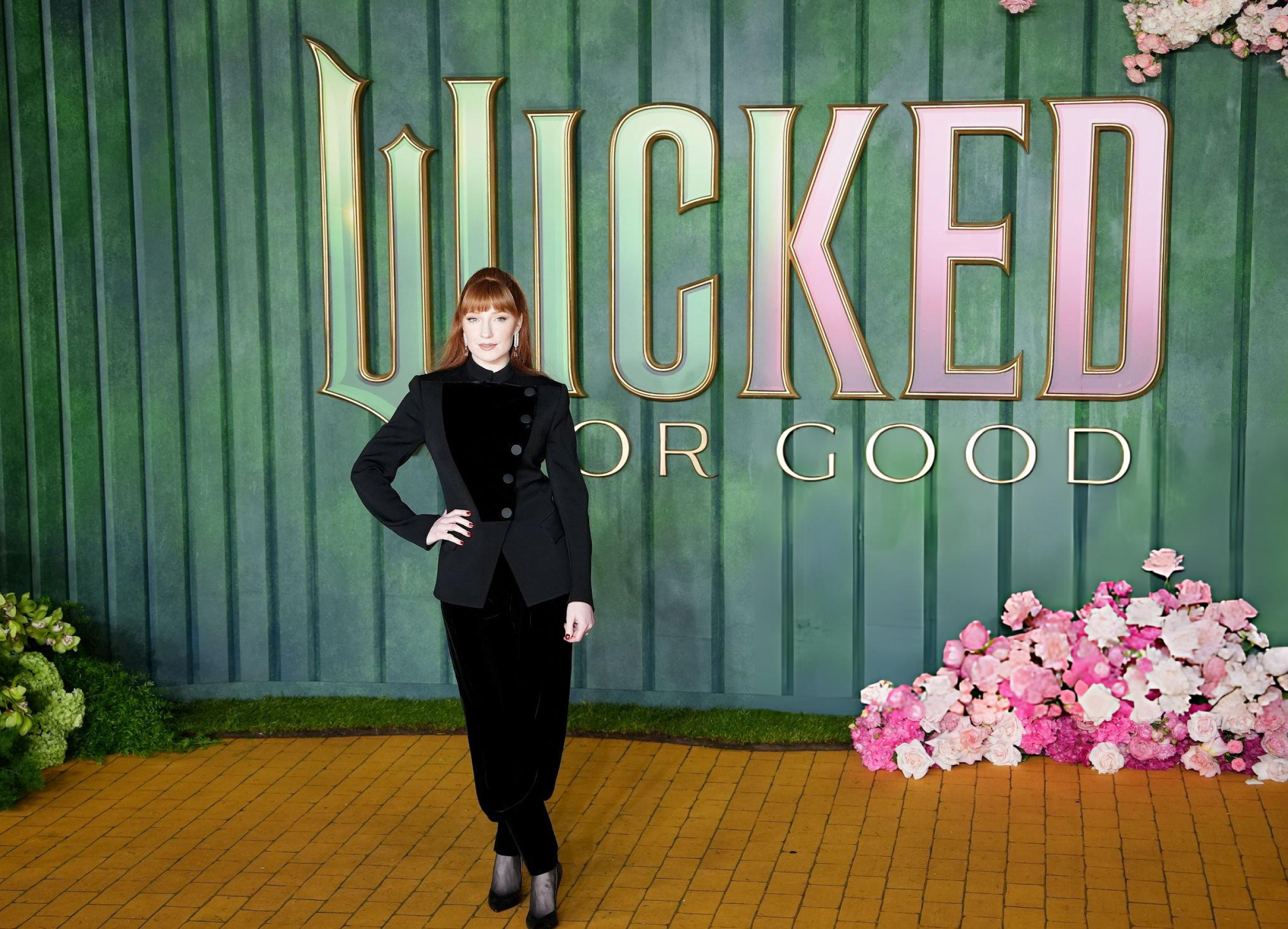 GalleryAloud-009.jpg GalleryAloud-009.jpg