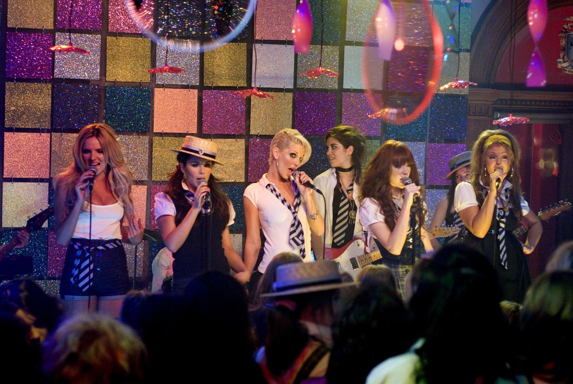 st_trinians_02.jpg