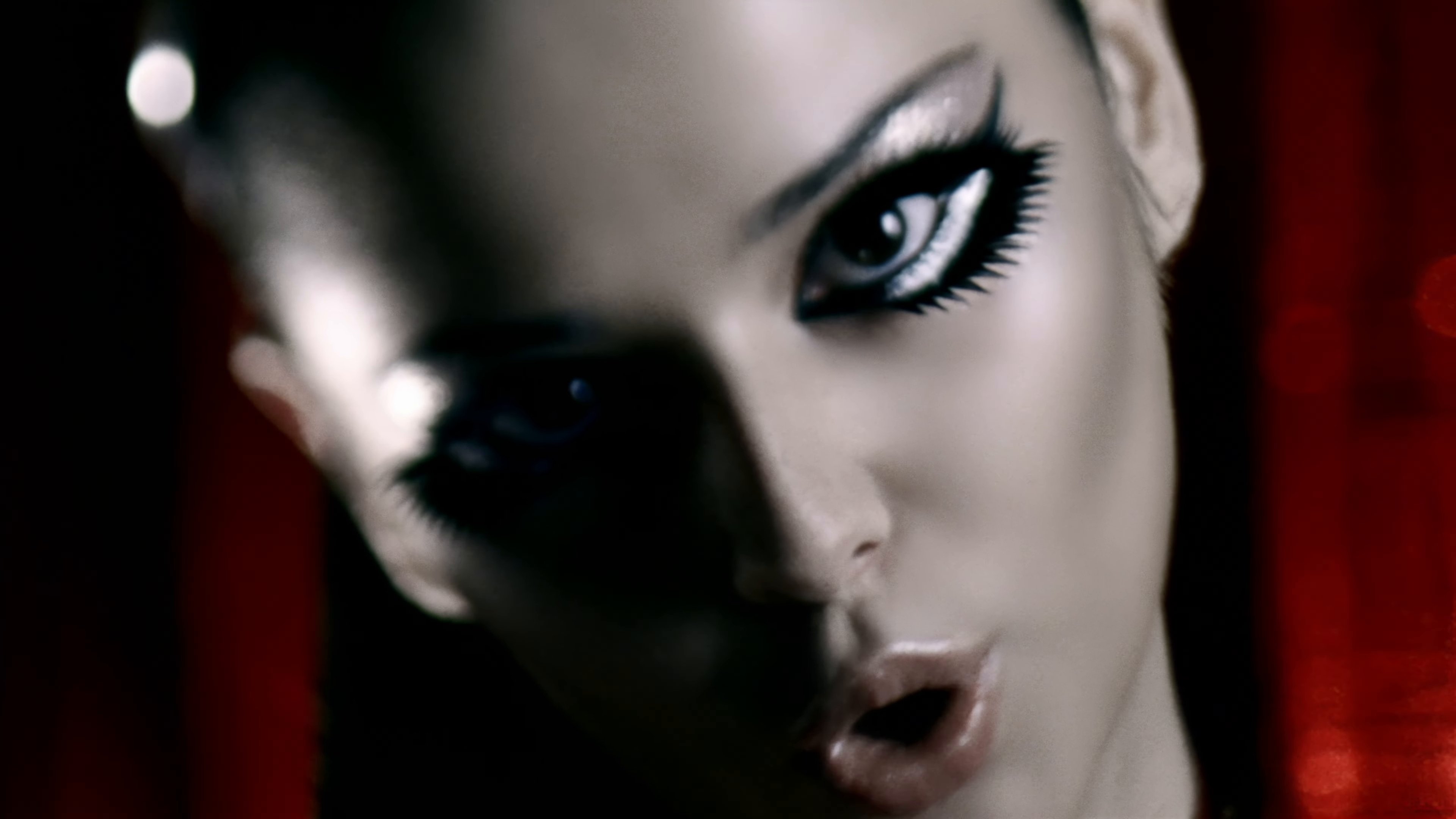 GalleryAloud-004.jpg GalleryAloud-004.jpg