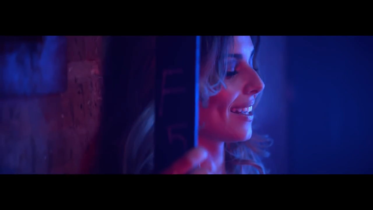 Cheryl_-_Crazy_Stupid_Love_ft__Tinie_Tempah_mp4_snapshot_00_47_5B2016_05_06_20_10_155D.jpg