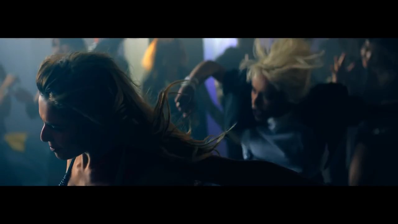 Cheryl_-_Crazy_Stupid_Love_ft__Tinie_Tempah_mp4_snapshot_02_15_5B2016_05_06_20_15_095D.jpg