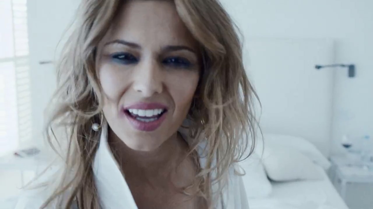 Cheryl_-_I_Don_t_Care_28Explicit29_mp4_snapshot_00_47_5B2016_05_06_20_25_045D.jpg