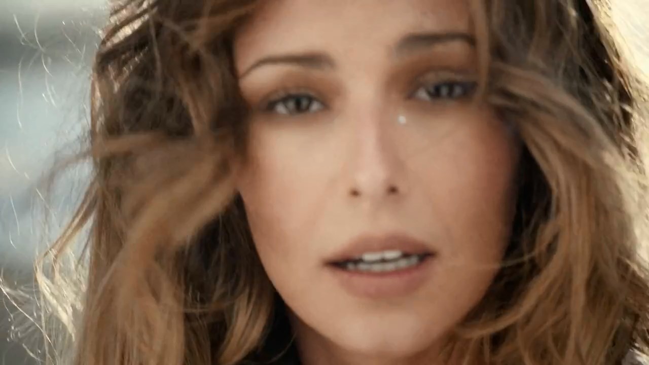 Cheryl_-_I_Don_t_Care_28Explicit29_mp4_snapshot_01_11_5B2016_05_06_20_26_095D.jpg
