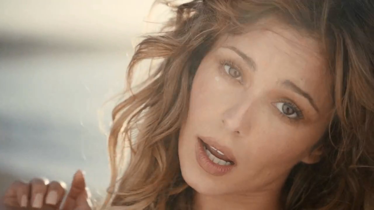 Cheryl_-_I_Don_t_Care_28Explicit29_mp4_snapshot_02_57_5B2016_05_06_20_31_035D.jpg
