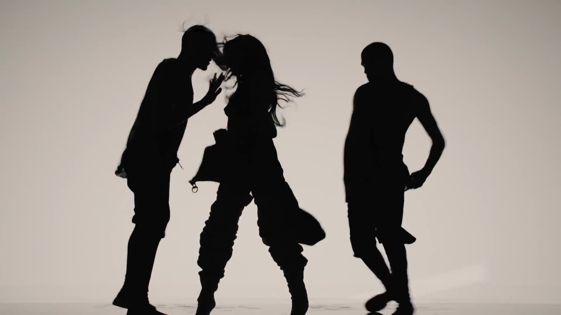 GalleryAloud-0119.jpg GalleryAloud-0119.jpg