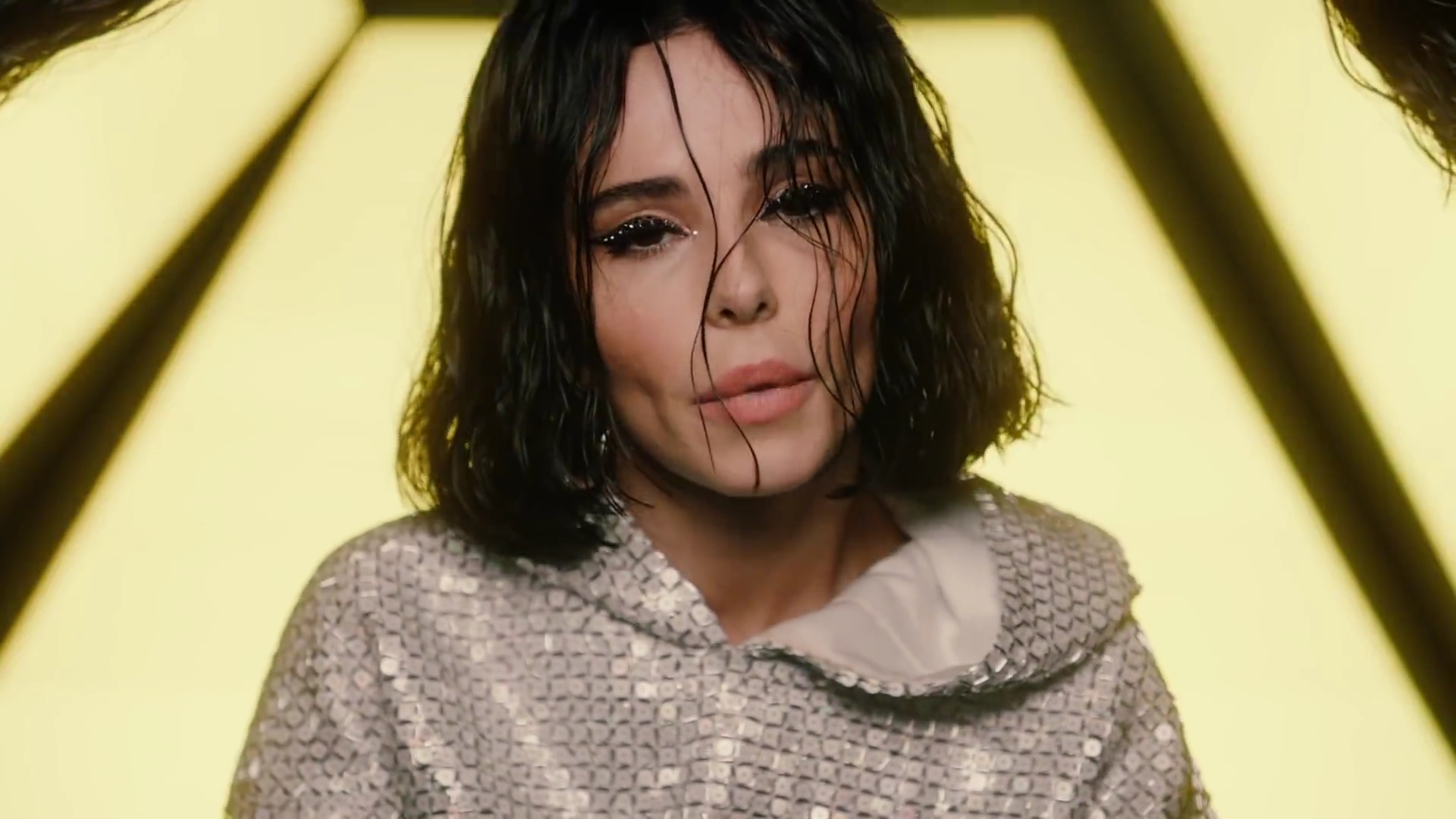 GalleryAloud-0300.jpg GalleryAloud-0300.jpg