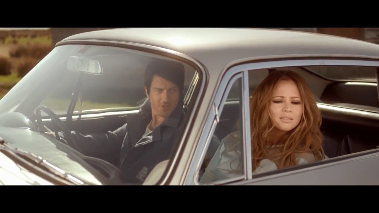 Alistair_Griffin_featuring_Kimberley_Walsh_-_The_Road_28Official_Video29_mp4_snapshot_00_17_5B2016_05_06_19_52_035D.jpg