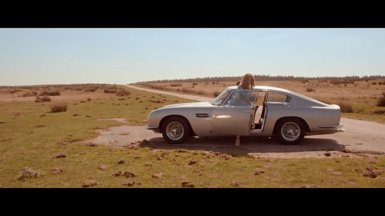 Alistair_Griffin_featuring_Kimberley_Walsh_-_The_Road_28Official_Video29_mp4_snapshot_00_30_5B2016_05_06_19_52_155D.jpg