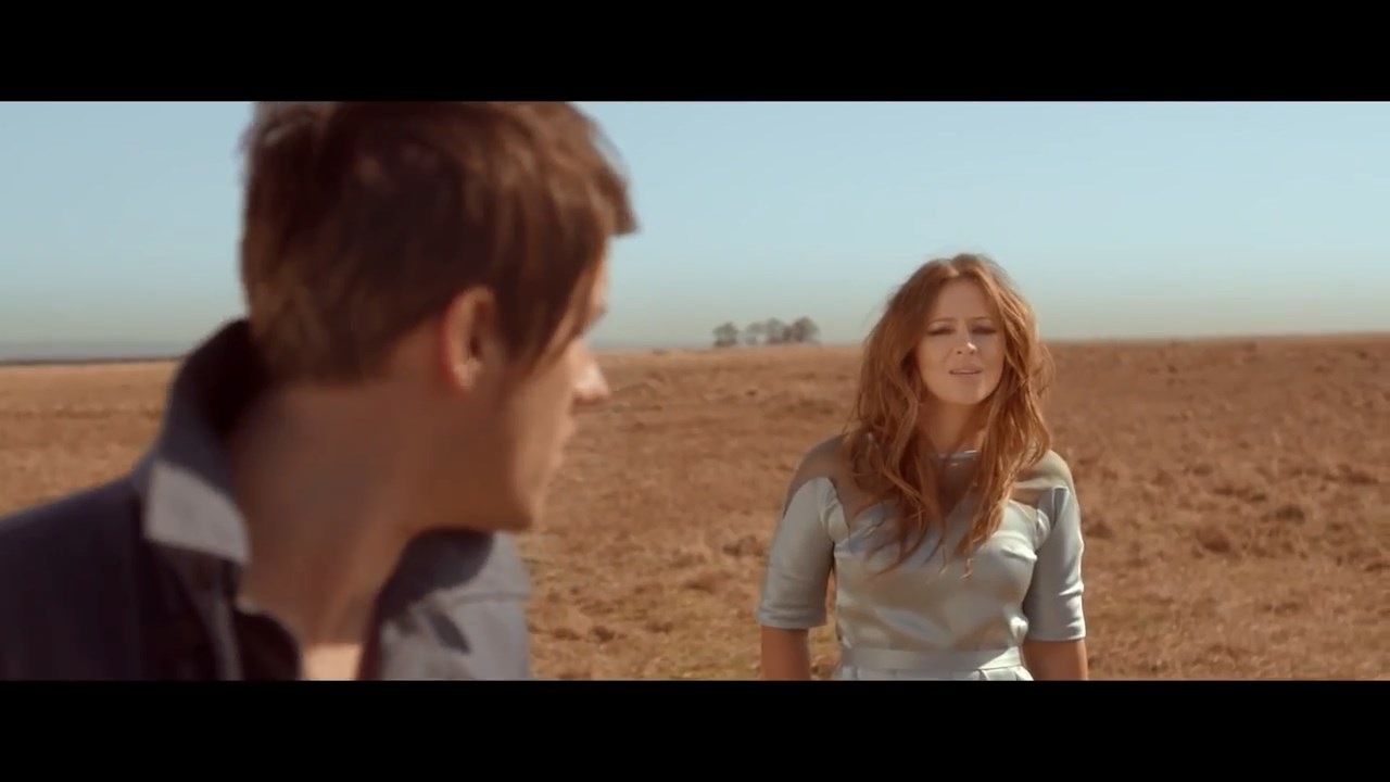 Alistair_Griffin_featuring_Kimberley_Walsh_-_The_Road_28Official_Video29_mp4_snapshot_00_59_5B2016_05_06_19_53_305D.jpg