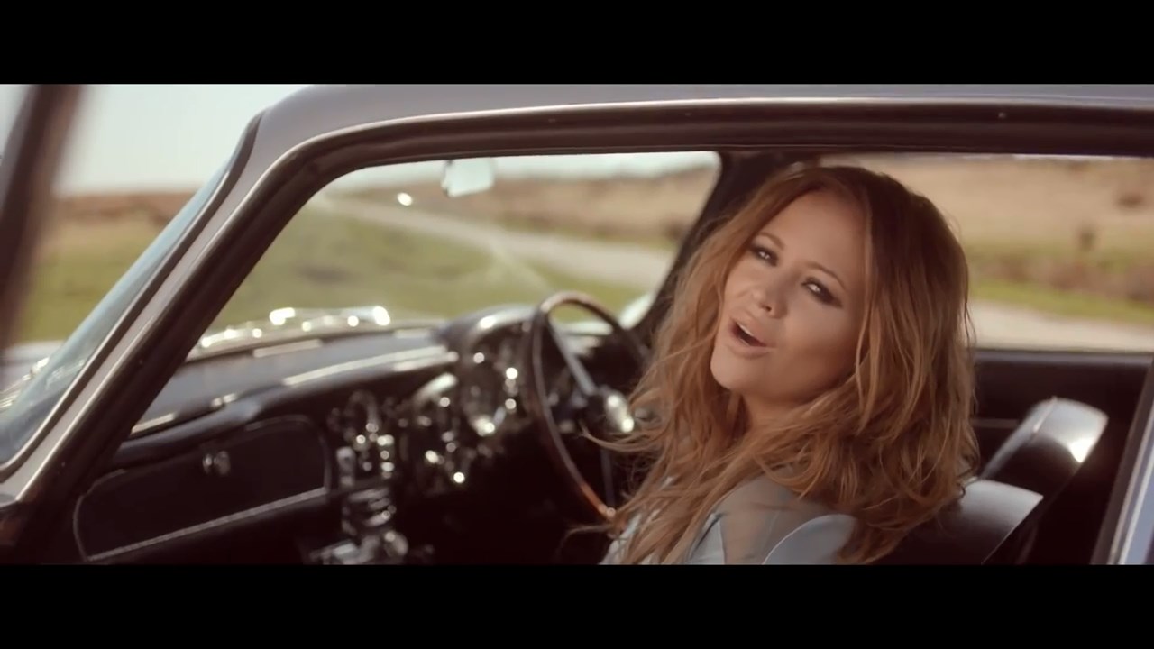 Alistair_Griffin_featuring_Kimberley_Walsh_-_The_Road_28Official_Video29_mp4_snapshot_02_50_5B2016_05_06_19_58_535D.jpg