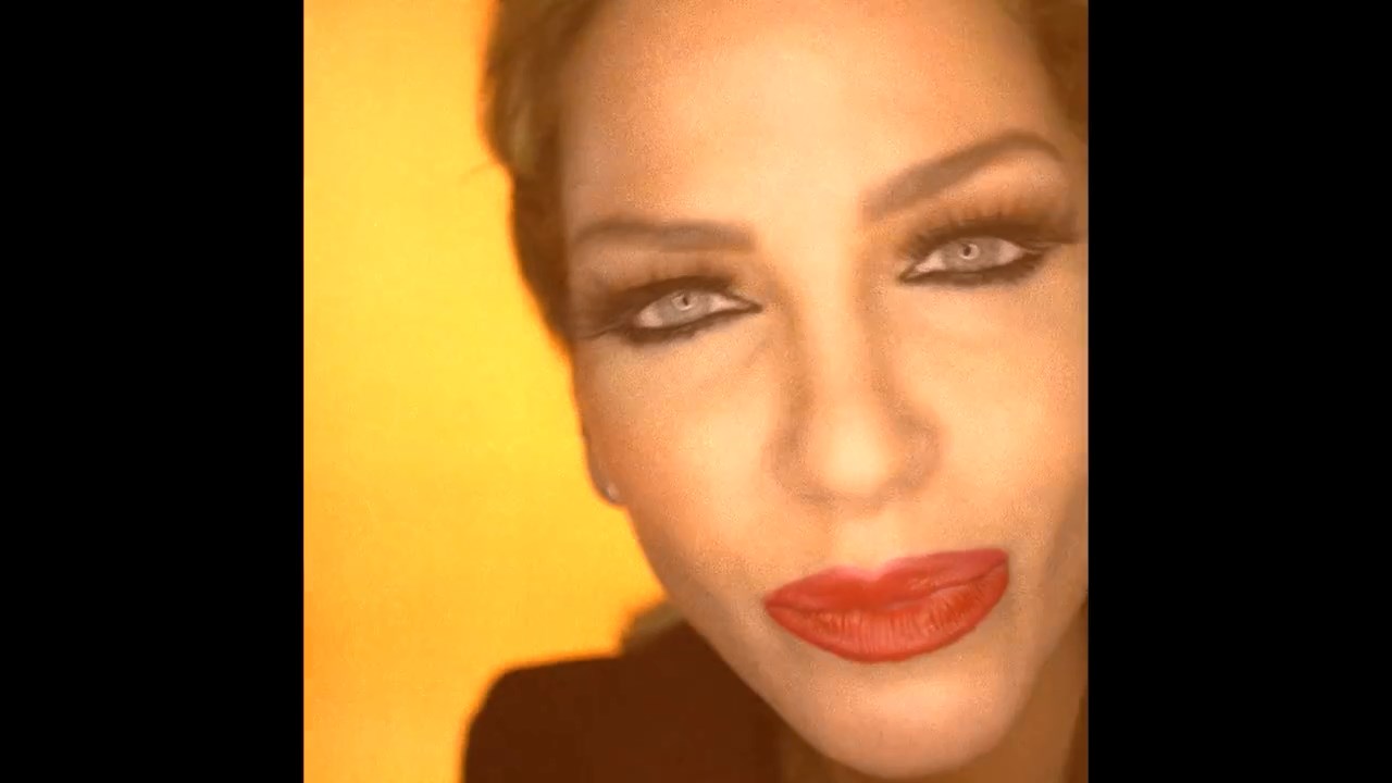 Sarah_Harding_-_Threads_mp4_snapshot_00_08_5B2016_06_03_20_11_445D.jpg