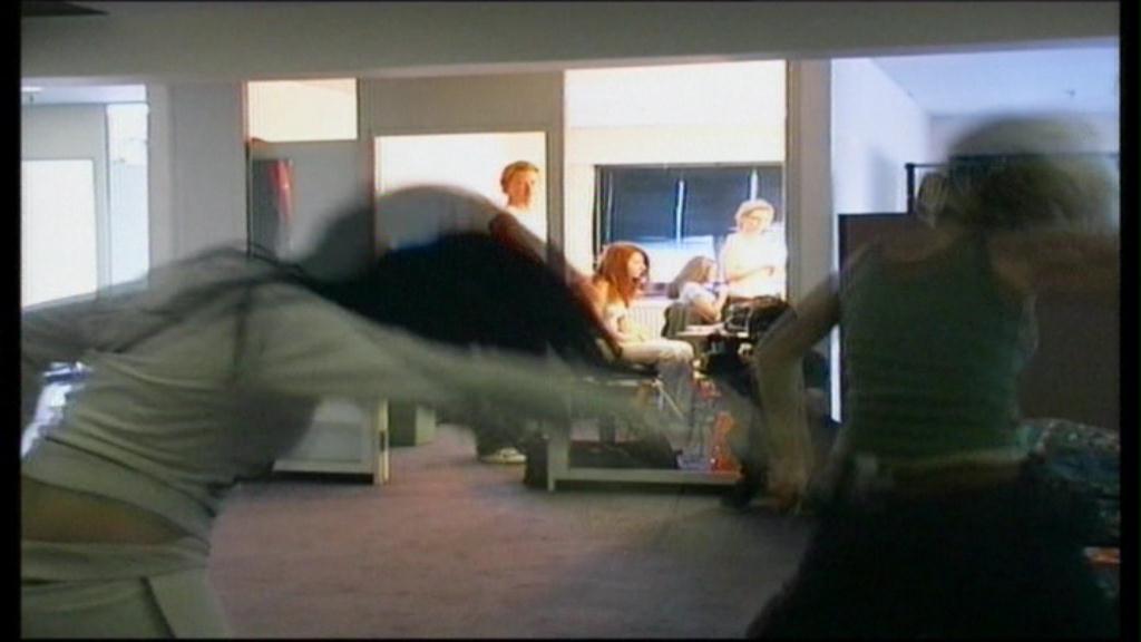 052.jpg