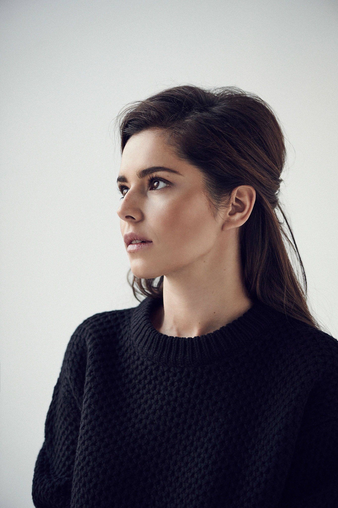HQ
