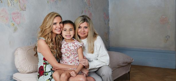 Nadinecoyle_co_uk-002.jpg
