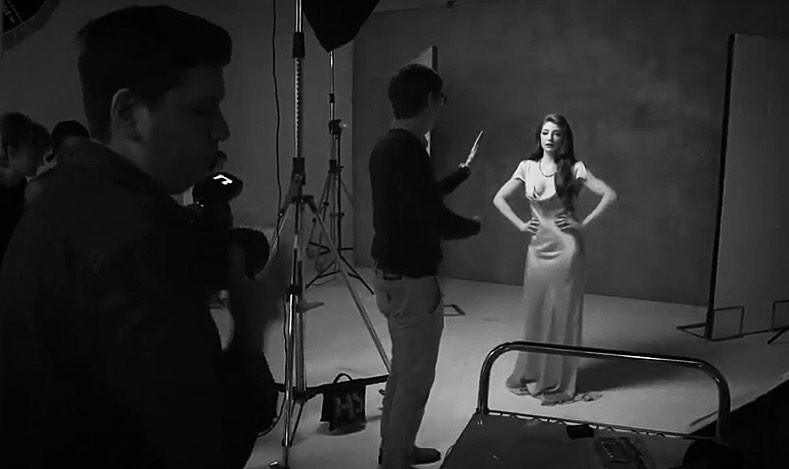 nicolarobertsmedia_com-003.jpg