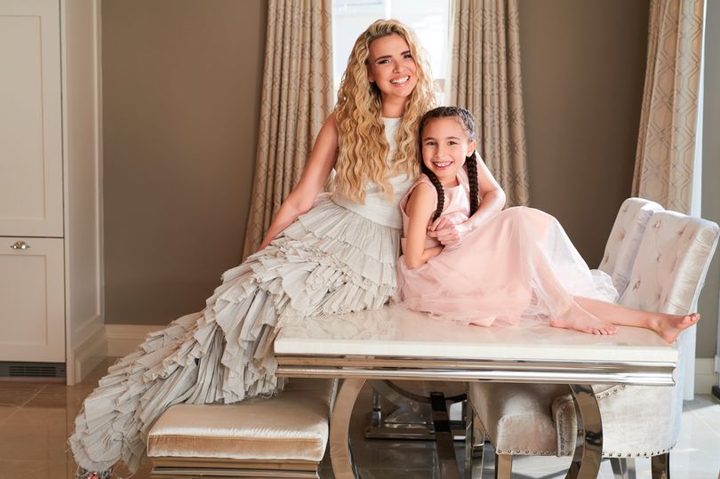 NadineCoyle_co_uk-0001.jpg