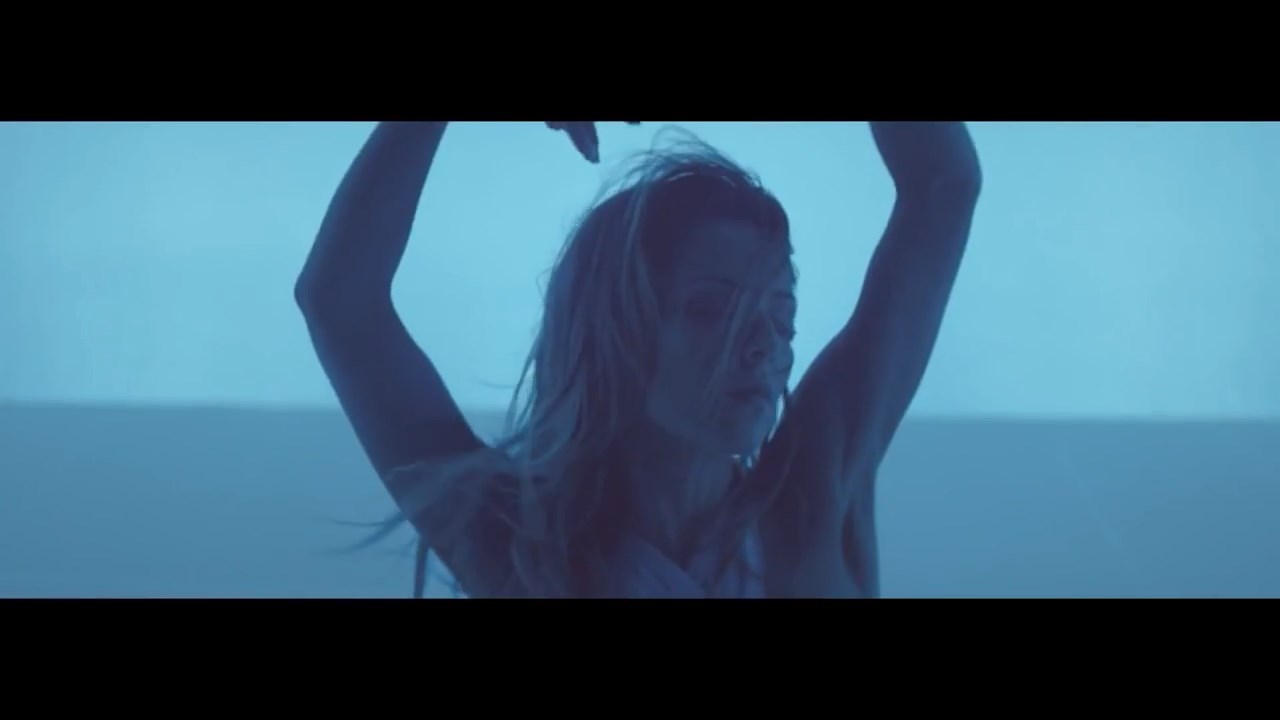 Cheryl_Debut_Fragrance_-_StormFlower_TV_advert_mp4_snapshot_00_01_5B2016_05_06_13_12_135D.jpg
