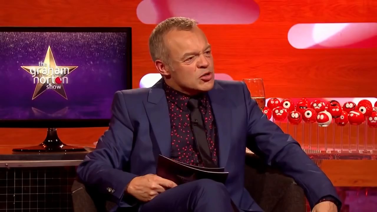 Cheryl_-_Interview_28Graham_Norton_Show_201529_mp4_snapshot_02_15_5B2016_06_03_12_42_545D.jpg