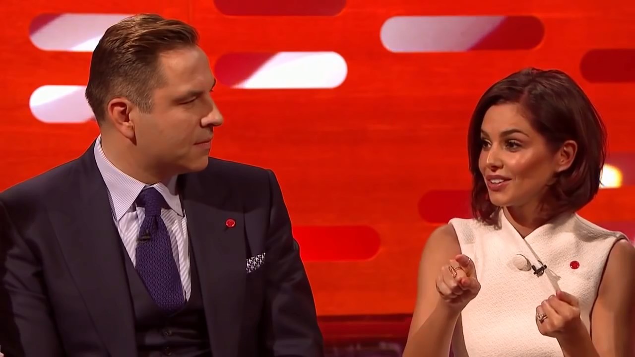 Cheryl_-_Interview_28Graham_Norton_Show_201529_mp4_snapshot_02_35_5B2016_06_03_12_43_275D.jpg