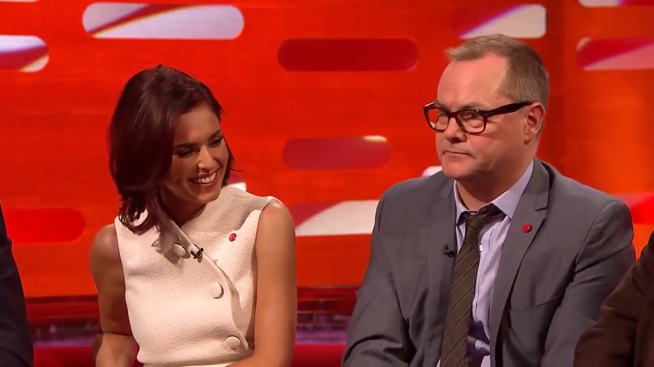 Cheryl_-_Interview_28Graham_Norton_Show_201529_mp4_snapshot_04_12_5B2016_06_03_12_45_195D.jpg