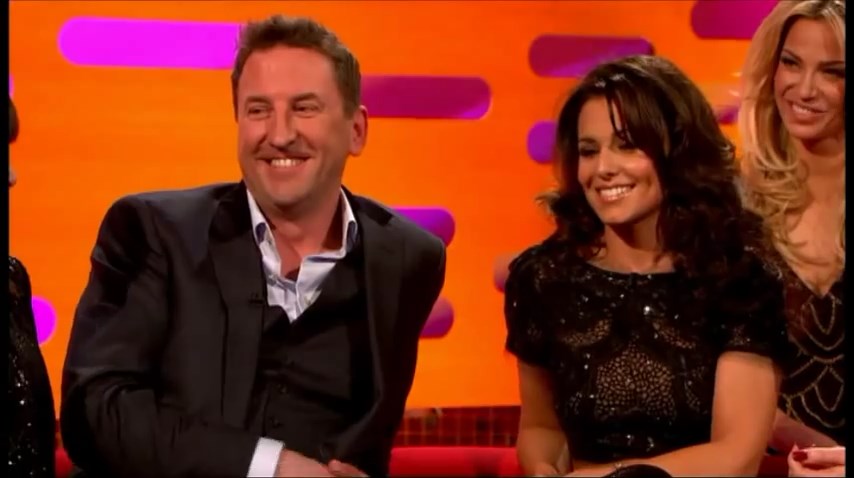 Girls_Aloud_Interview_on_The_Graham_Norton_Show_mp4_snapshot_05_19_5B2016_05_06_16_18_105D.jpg