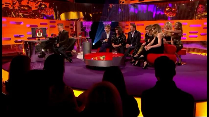 Girls_Aloud_Interview_on_The_Graham_Norton_Show_mp4_snapshot_08_18_5B2016_05_06_16_20_225D.jpg