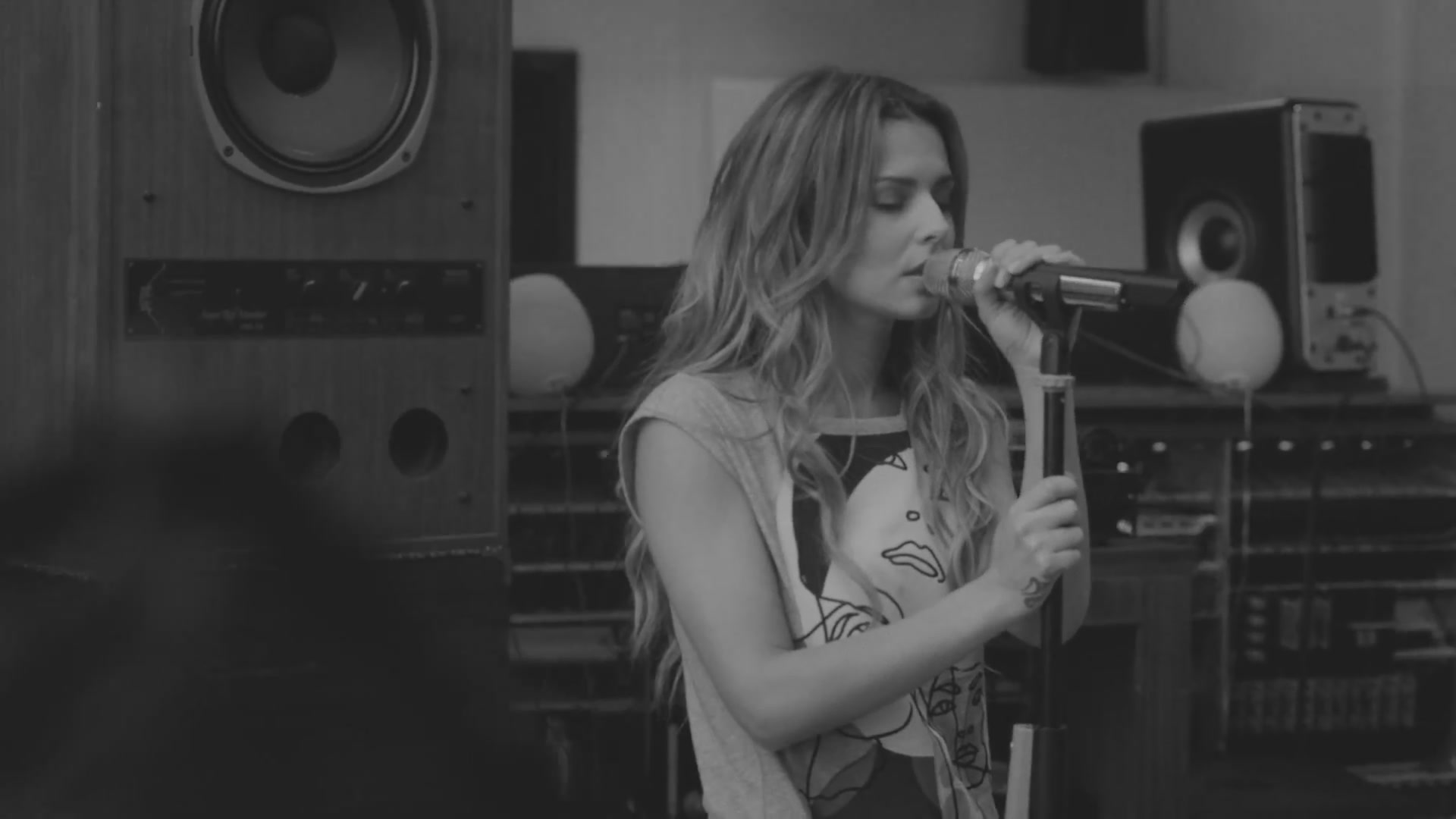 Cheryl_-_Only_Human_28acoustic_version29_mp40026.jpg