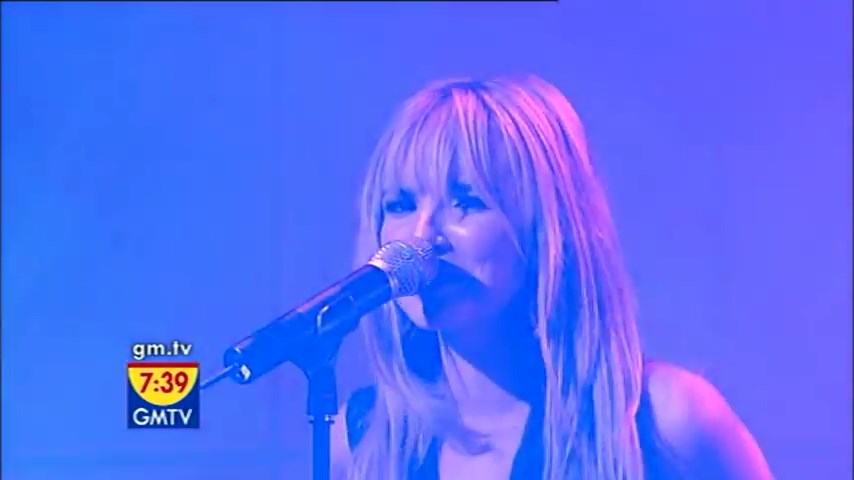 Girls_Aloud_-_The_Promise_First_Performance_5BGMTV_-_27_10_20085D_mp4_snapshot_00_38_5B2016_05_06_11_21_235D.jpg