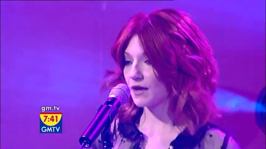 Girls_Aloud_-_The_Promise_First_Performance_5BGMTV_-_27_10_20085D_mp4_snapshot_01_43_5B2016_05_06_11_24_235D.jpg