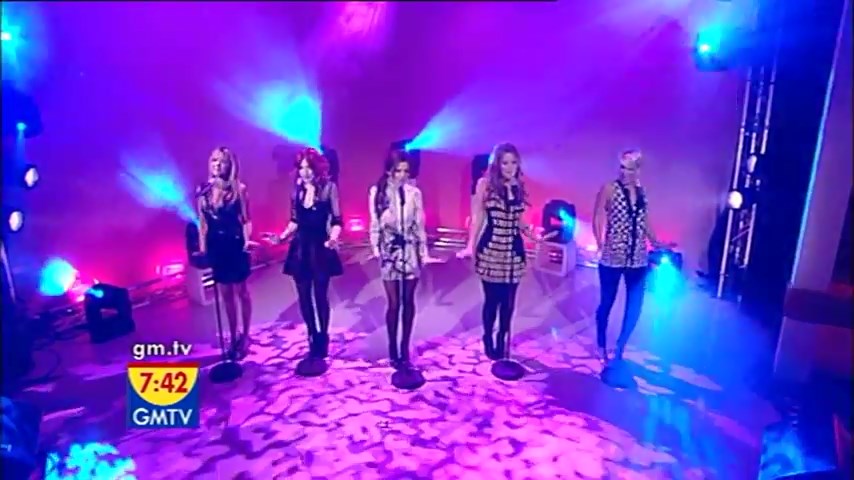 Girls_Aloud_-_The_Promise_First_Performance_5BGMTV_-_27_10_20085D_mp4_snapshot_02_52_5B2016_05_06_11_27_405D.jpg
