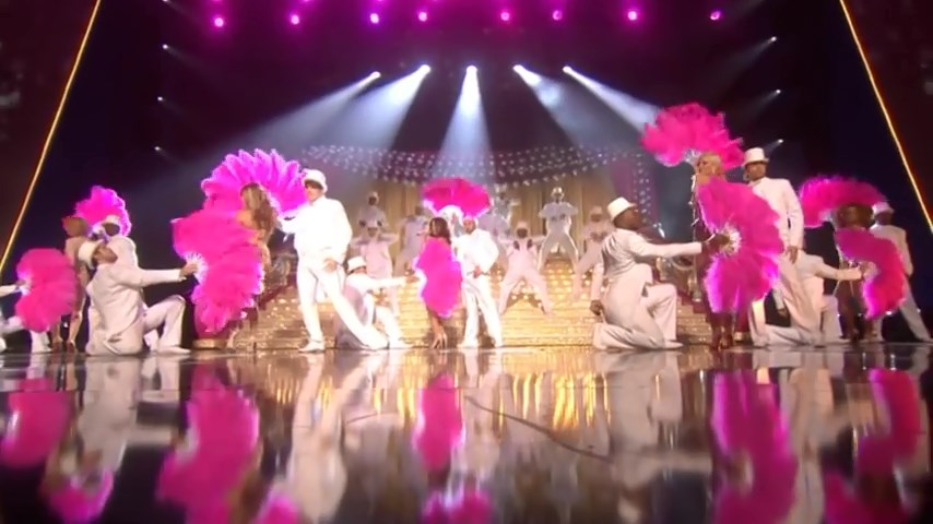 Girls_Aloud_-_The_Promise_28Live_at_The_BRIT_Awards2C_200929_mp4_snapshot_01_37_5B2016_05_06_11_49_345D.jpg