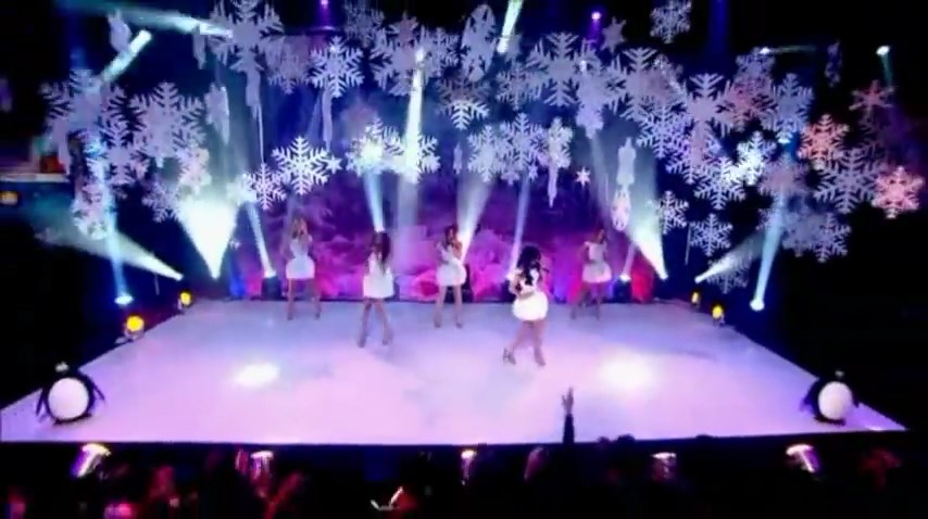 Girls_Aloud_-_Something_New_28Live_New_Year_s_Eve_Top_of_the_Pops29_mp4_snapshot_00_34_5B2016_05_06_12_48_425D.jpg