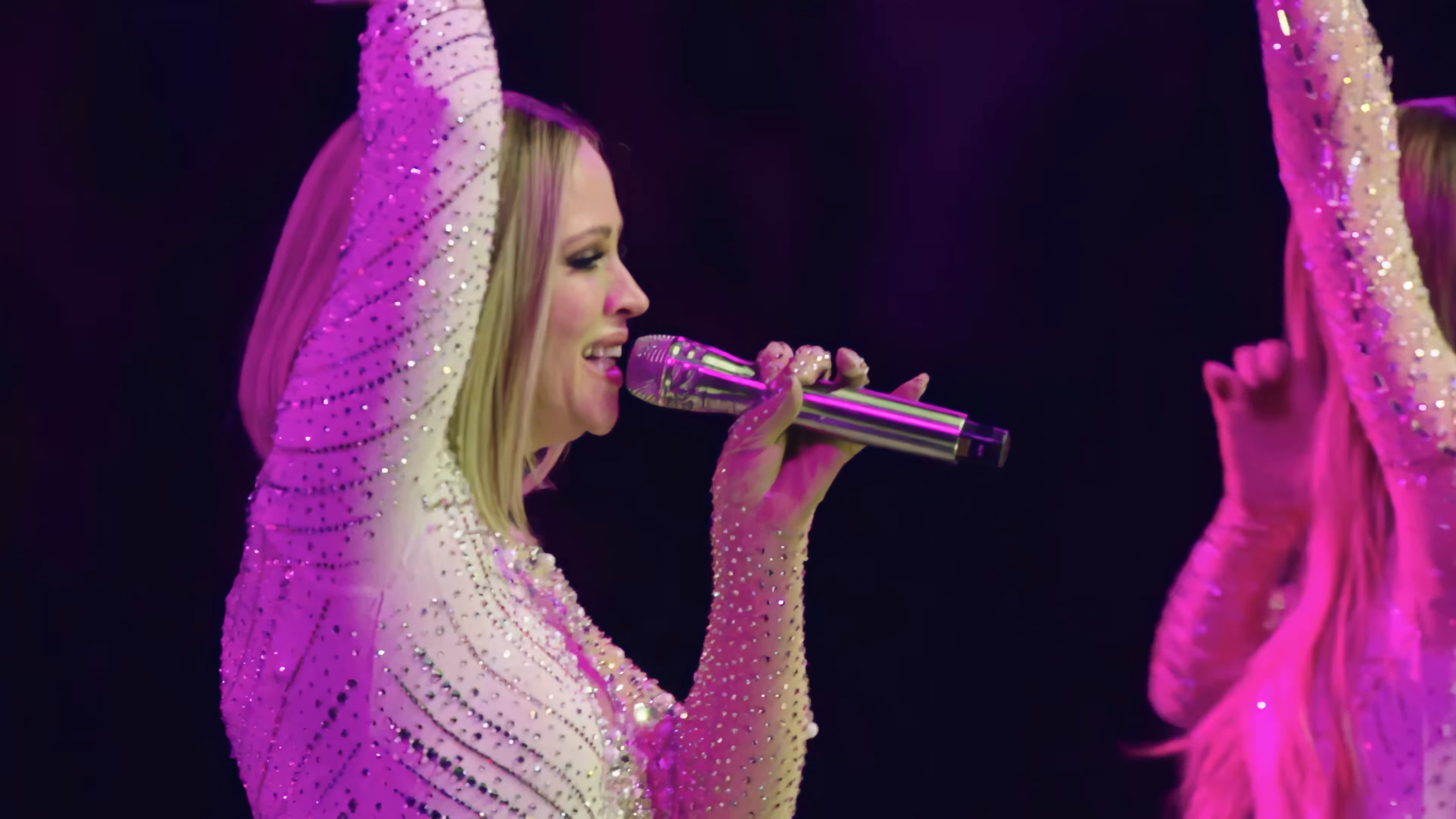 GalleryAloud-0147.jpg GalleryAloud-0147.jpg