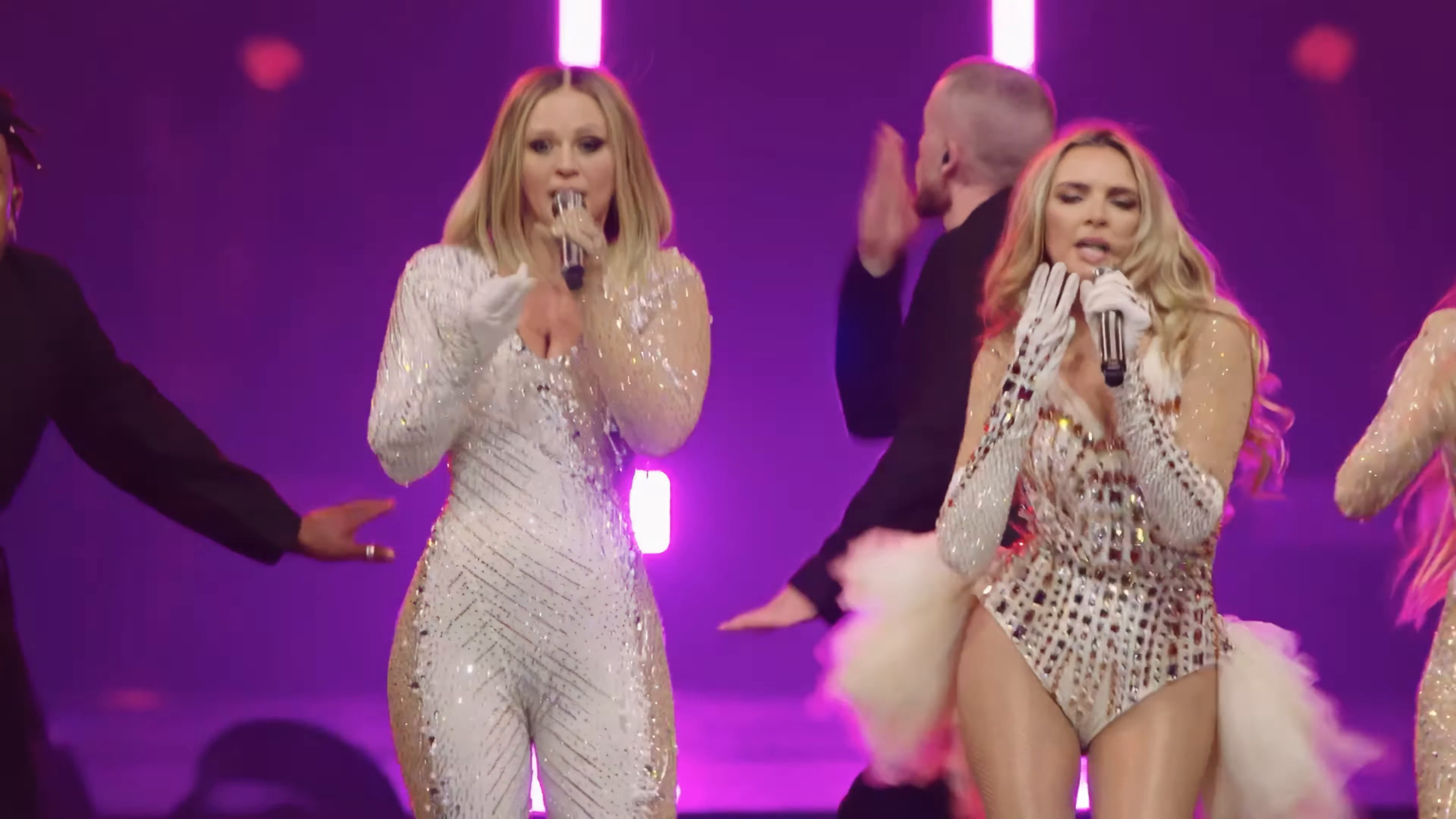 GalleryAloud-0156.jpg GalleryAloud-0156.jpg