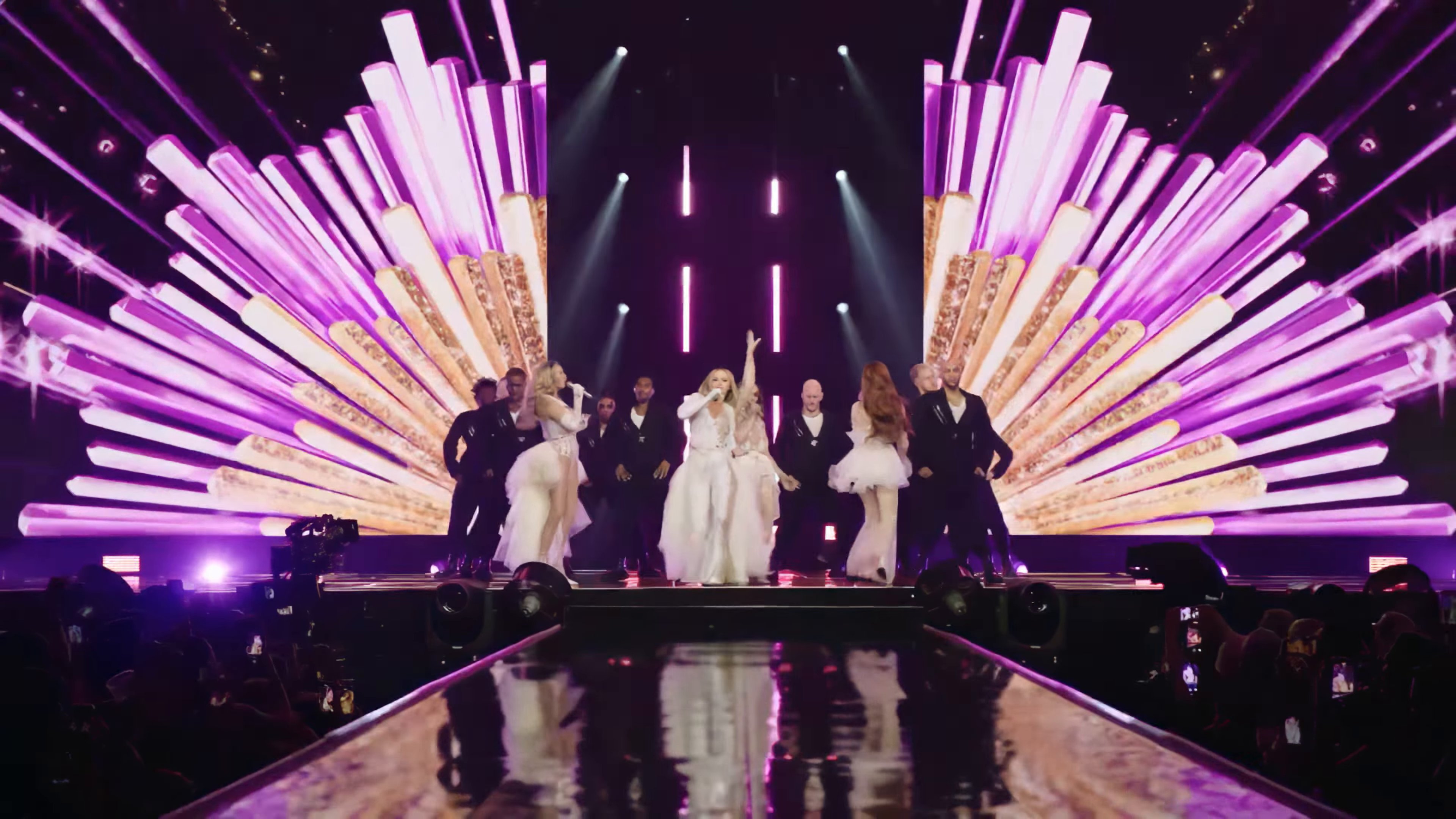 GalleryAloud-0149.jpg GalleryAloud-0149.jpg