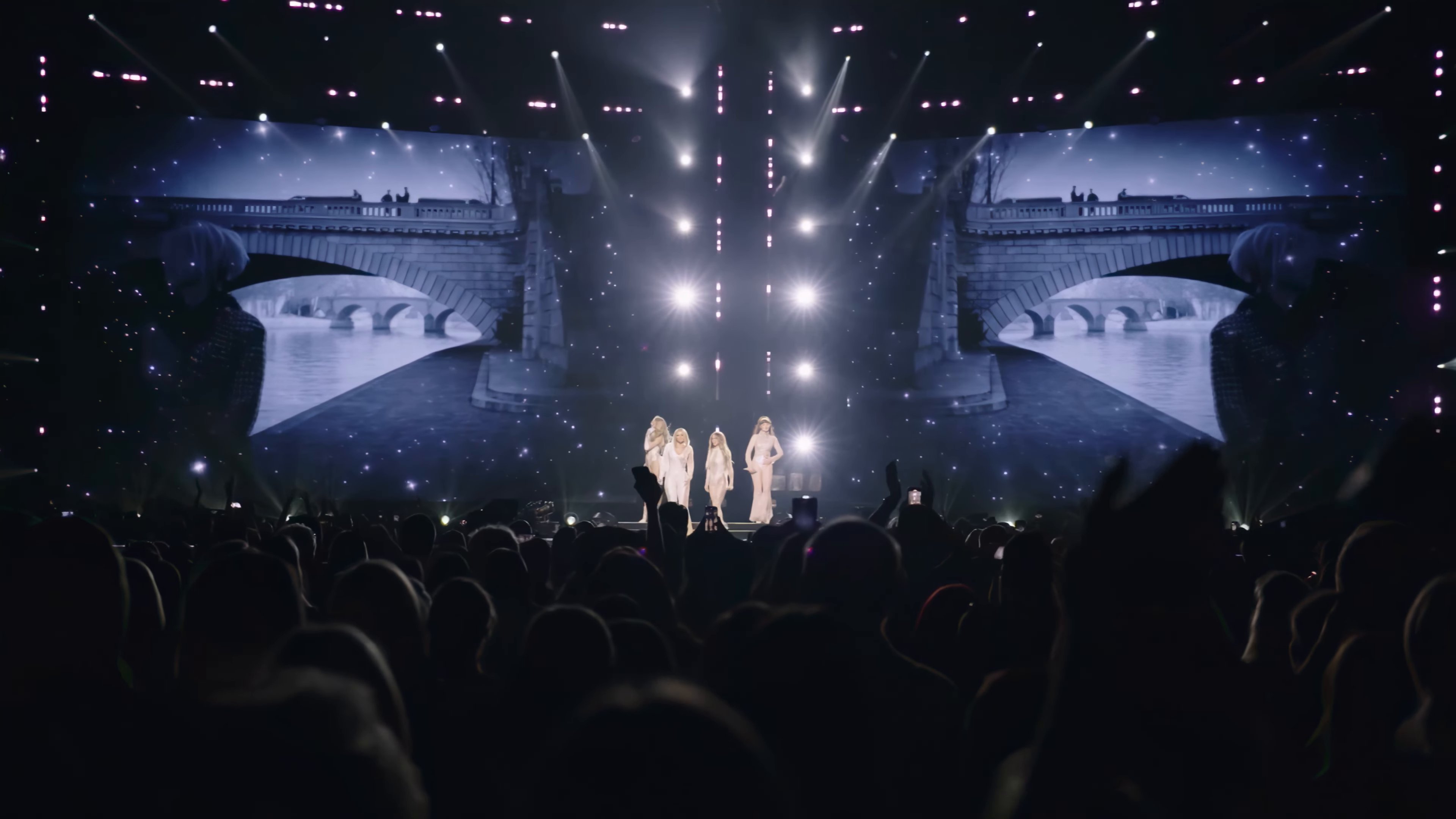 GalleryAloud-0235.jpg GalleryAloud-0235.jpg