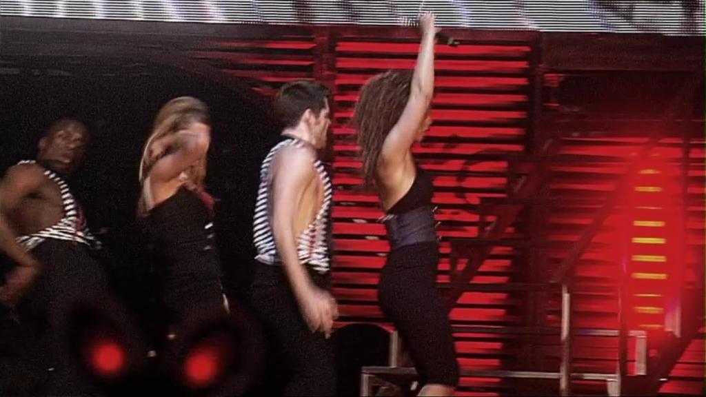 038.jpg