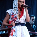 136.jpg